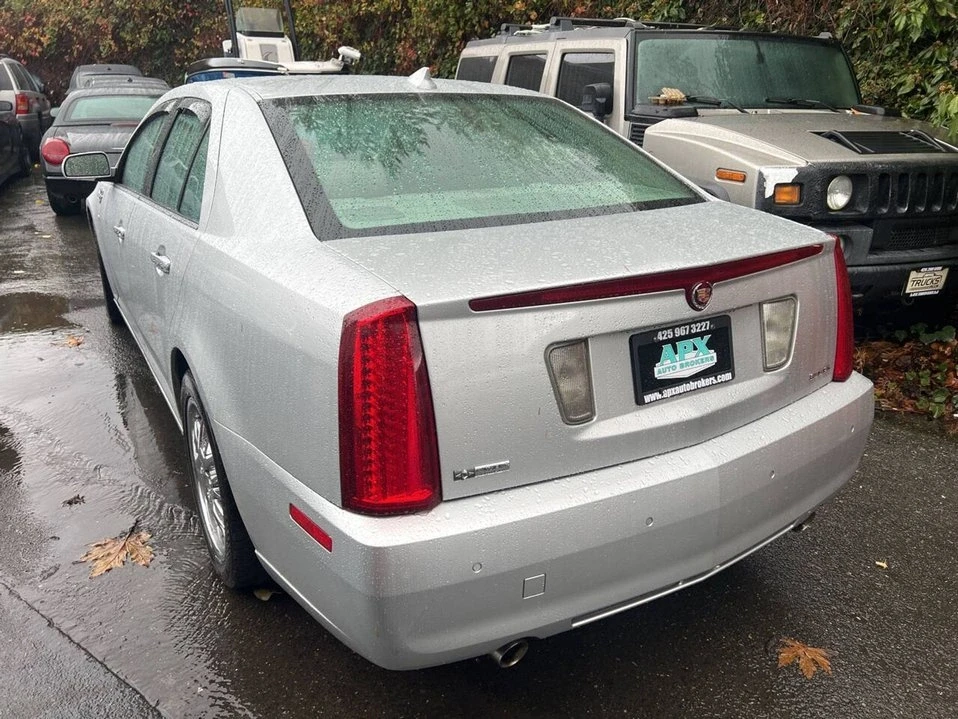 2009 Cadillac STS - Image 2 of 5