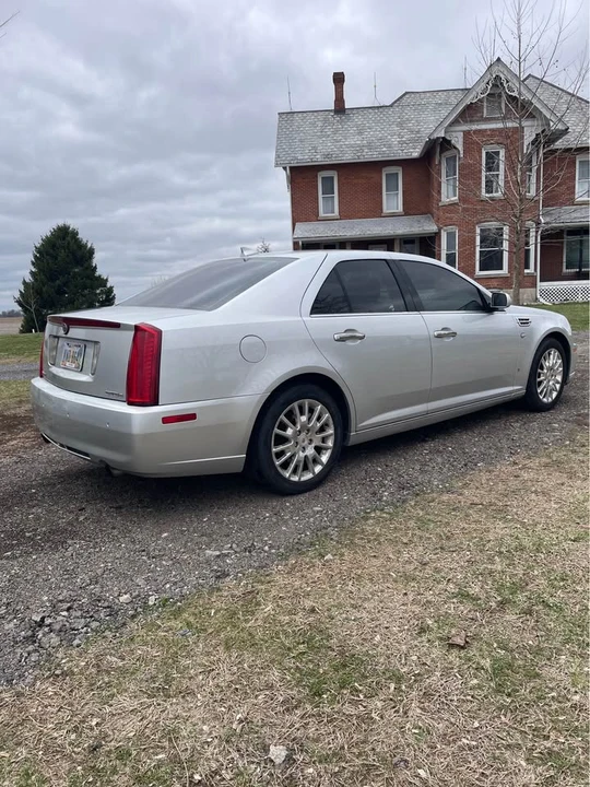 2009 Cadillac STS - Image 3 of 11