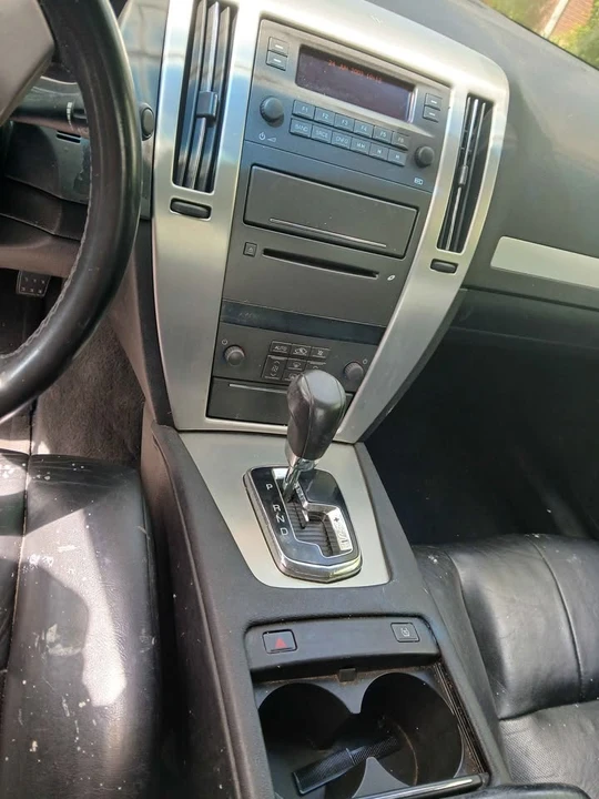 2009 Cadillac STS - Image 2 of 10
