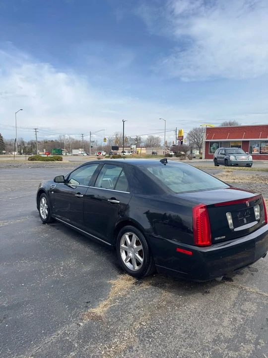 2009 Cadillac STS - Image 8 of 20