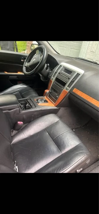2009 Cadillac STS - Image 2 of 7