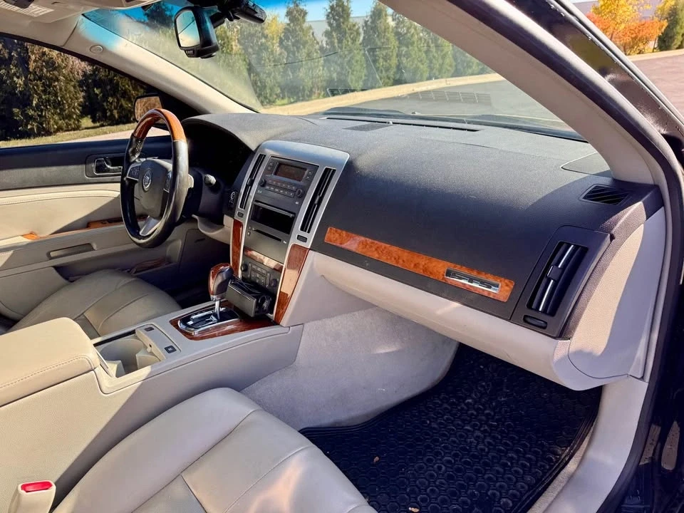 2009 Cadillac STS - Image 13 of 20