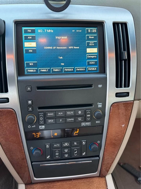 2009 Cadillac STS - Image 9 of 17