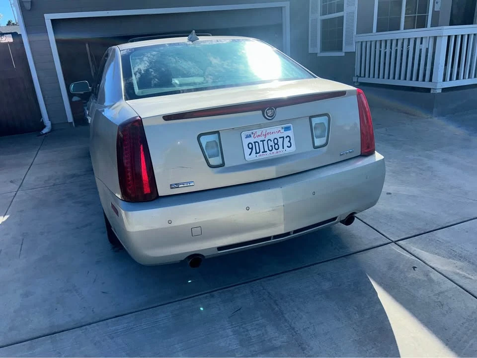 2009 Cadillac STS - Image 5 of 12