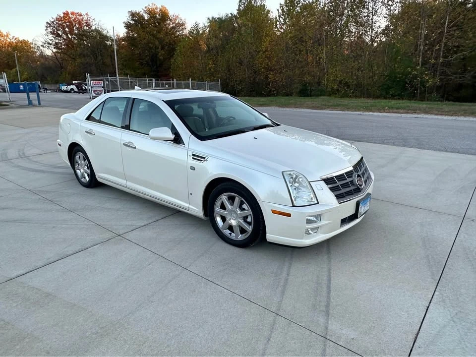 2009 Cadillac STS - Image 3 of 17