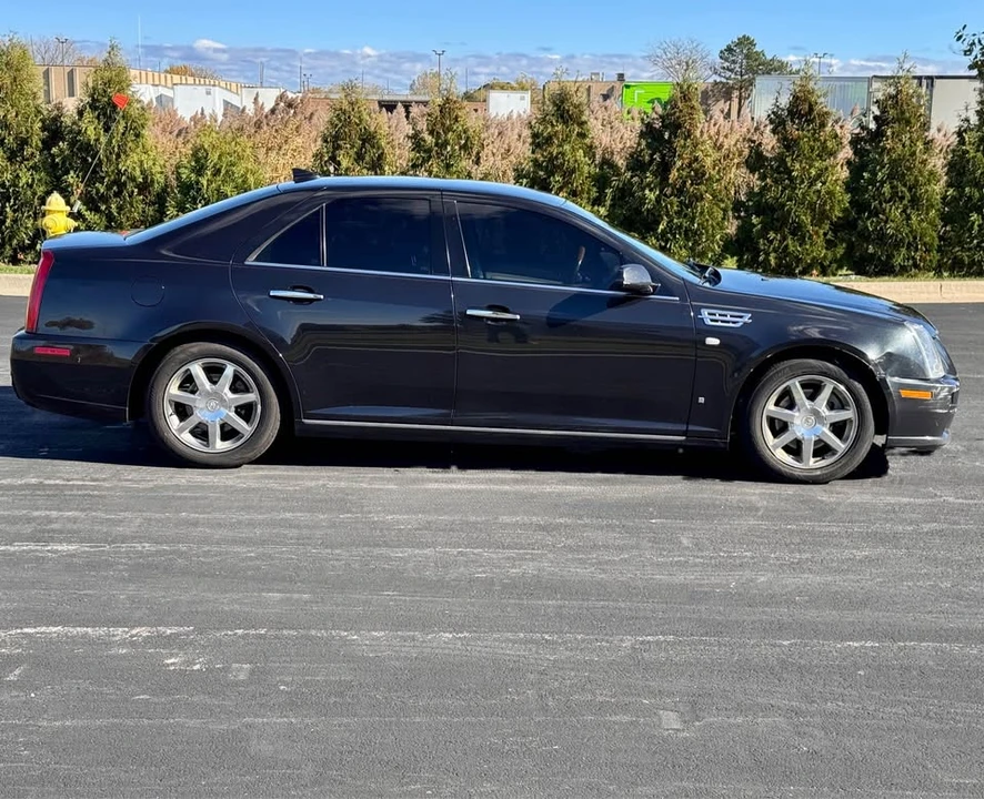 2009 Cadillac STS - Image 7 of 20