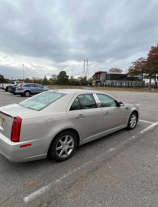 2009 Cadillac STS - Image 3 of 5