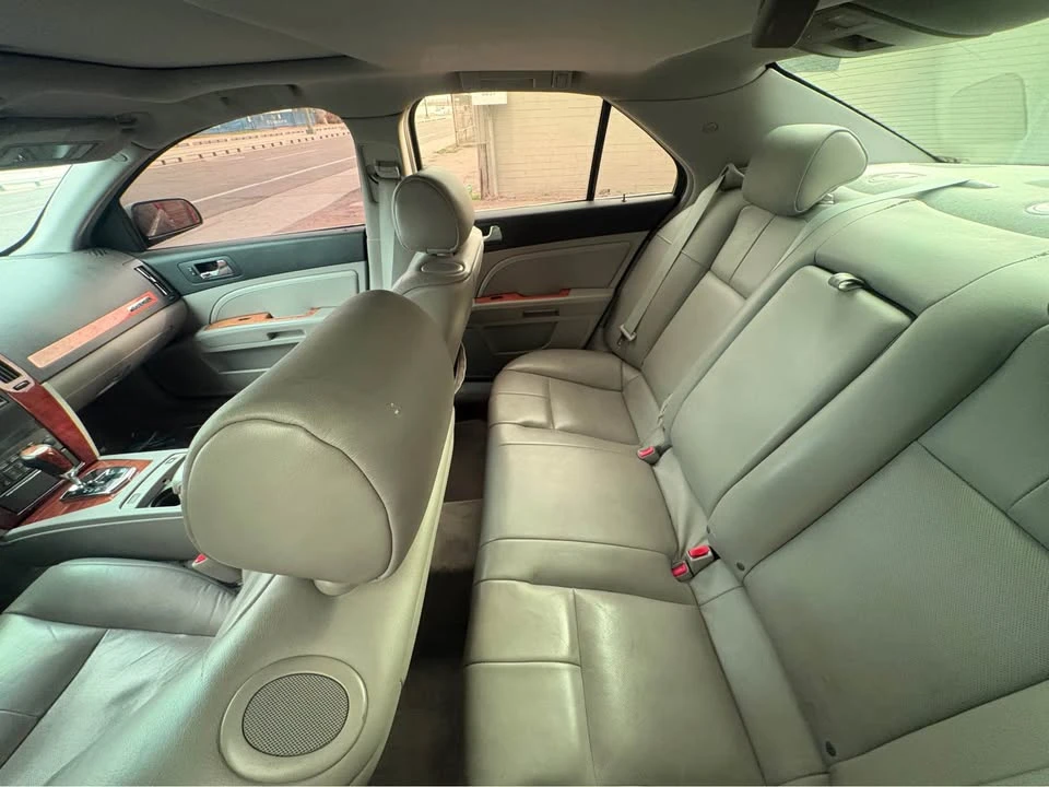 2009 Cadillac STS - Image 5 of 7