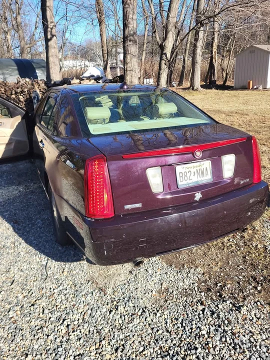 2009 Cadillac STS - Image 2 of 7