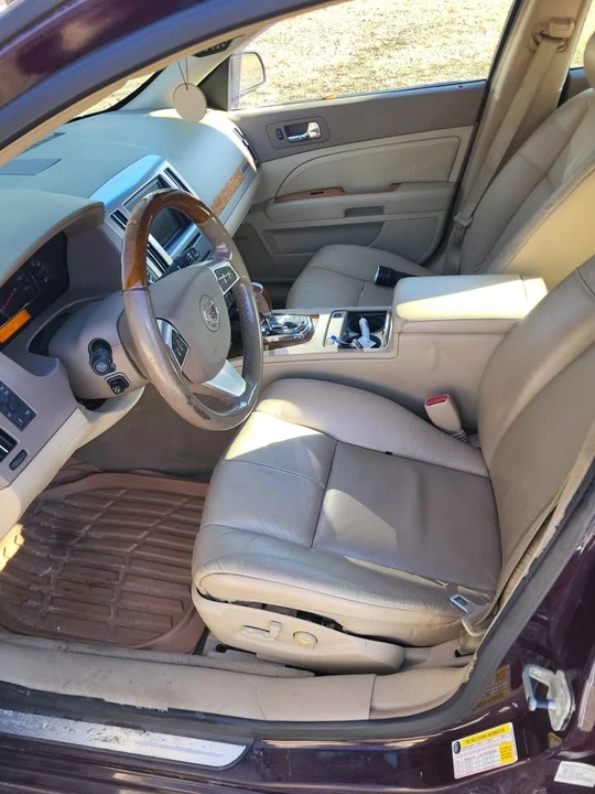 2009 Cadillac STS - Image 6 of 7
