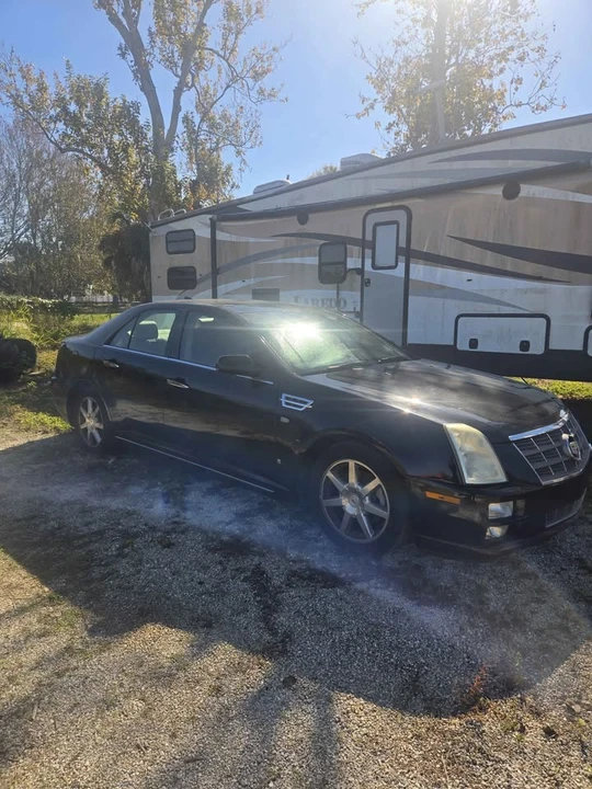 2009 Cadillac STS - Image 5 of 8