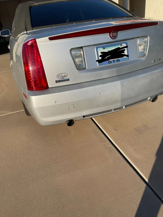 2009 Cadillac STS - Image 2 of 4