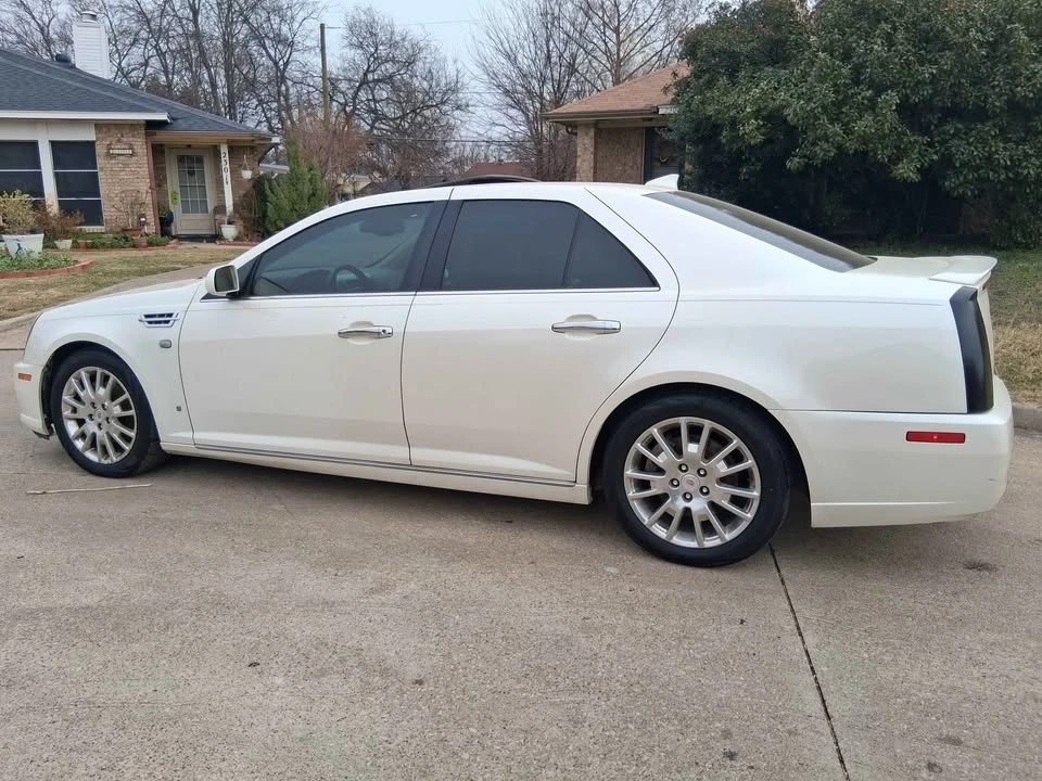 2009 Cadillac STS - Image 4 of 15