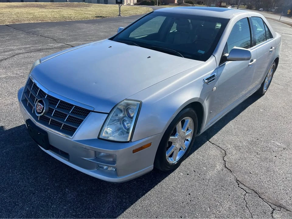 2009 Cadillac STS - Image 2 of 10