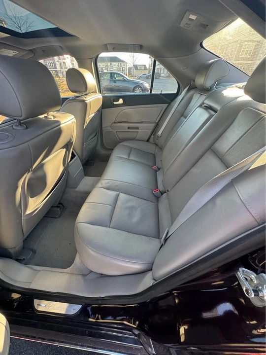 2009 Cadillac STS - Image 2 of 6