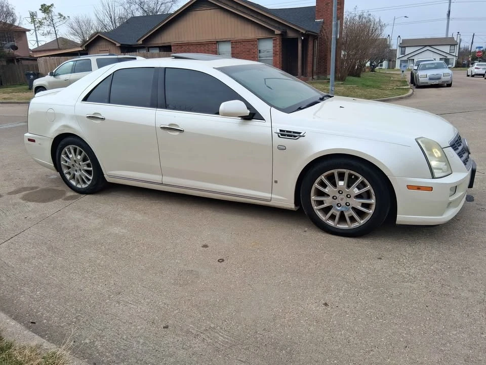 2009 Cadillac STS - Image 9 of 15