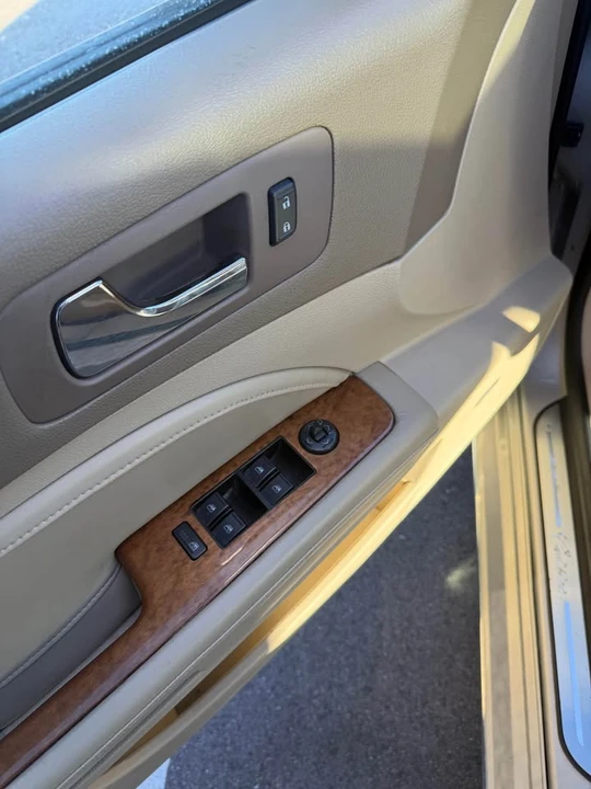 2009 Cadillac STS - Image 6 of 14