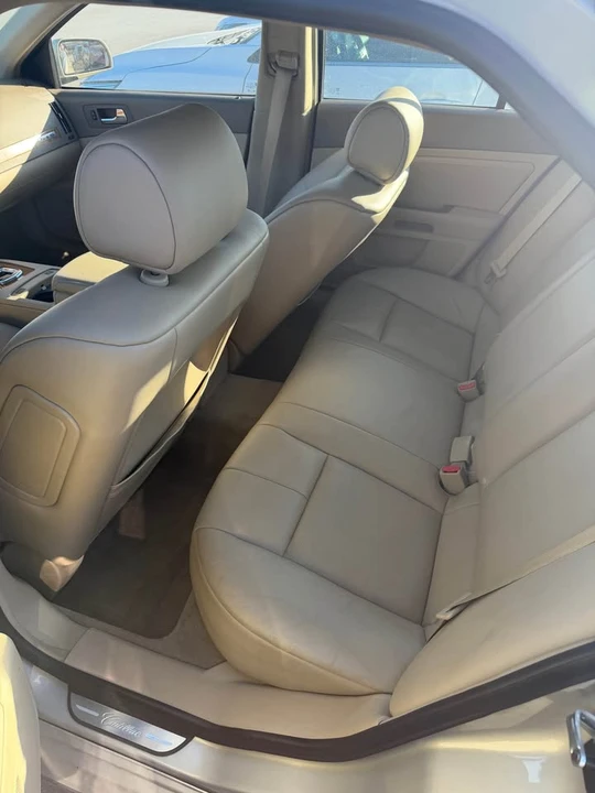 2009 Cadillac STS - Image 8 of 14