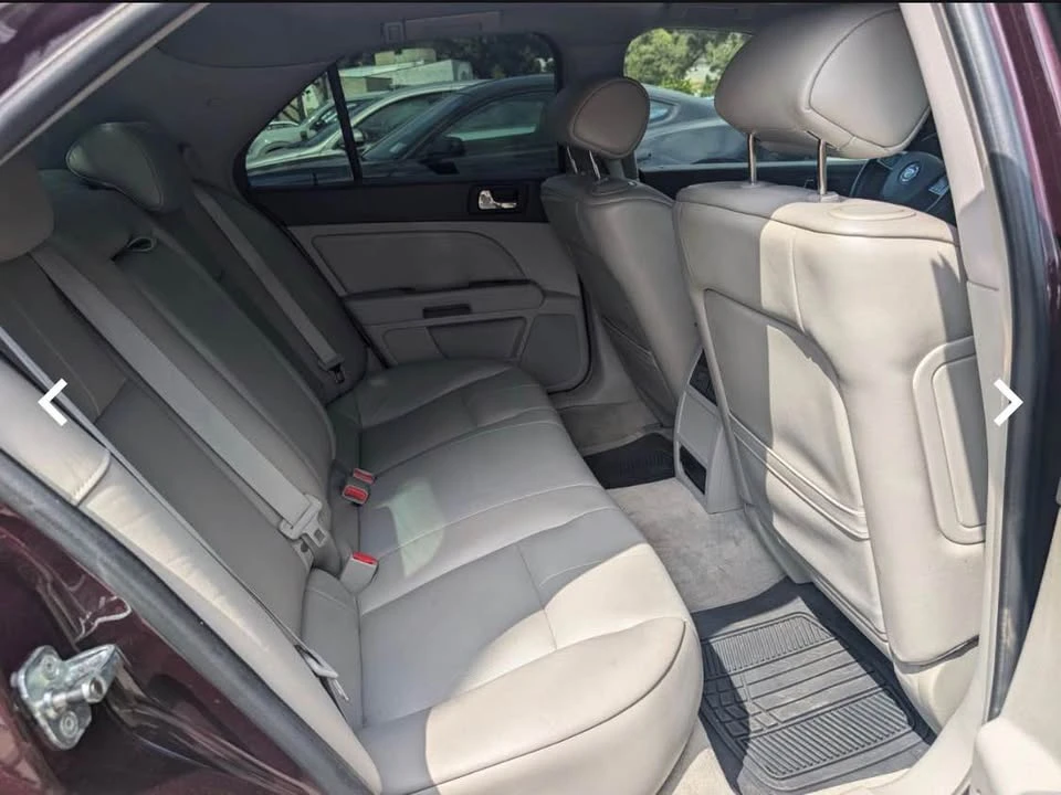 2009 Cadillac STS - Image 8 of 13