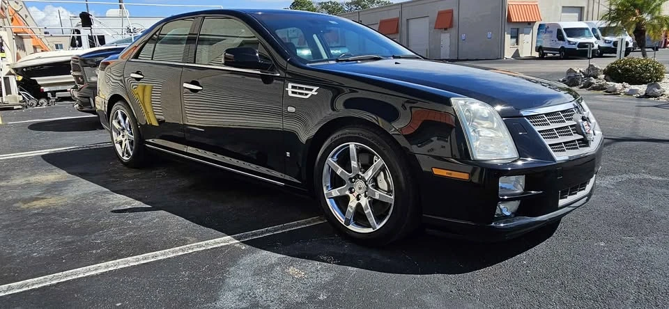 2009 Cadillac STS - Image 6 of 11