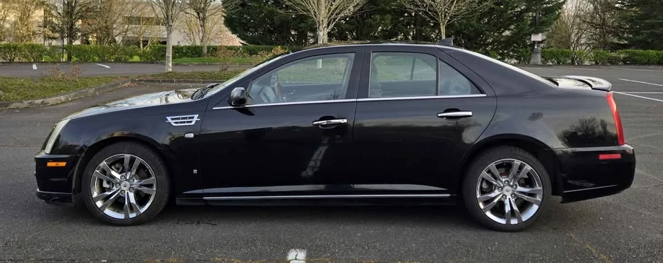 2009 Cadillac STS - Image 2 of 17