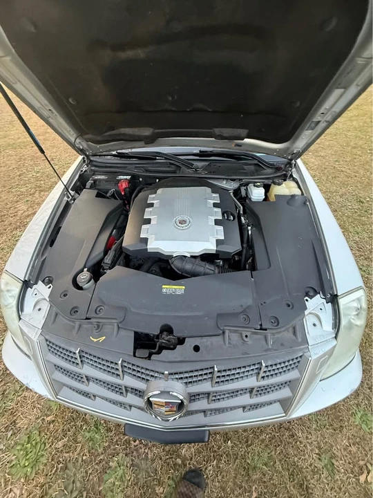 2009 Cadillac STS - Image 2 of 12