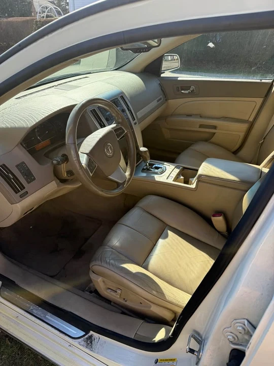 2009 Cadillac STS - Image 6 of 9