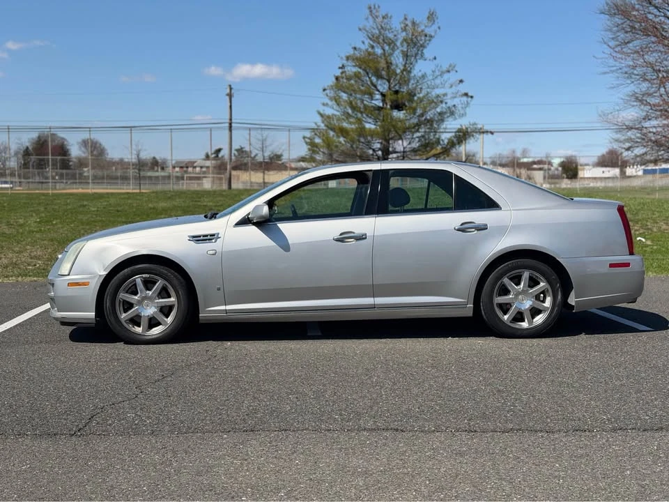 2009 Cadillac STS - Image 2 of 7