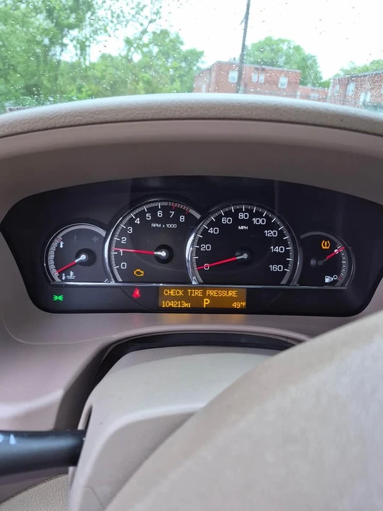 2009 Cadillac STS - Image 7 of 8