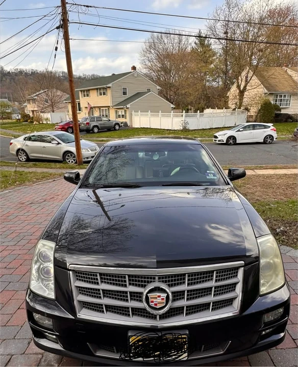 2009 Cadillac STS - Image 2 of 11