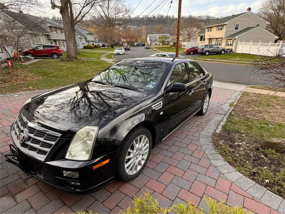 2009 Cadillac STS - Image 4 of 11