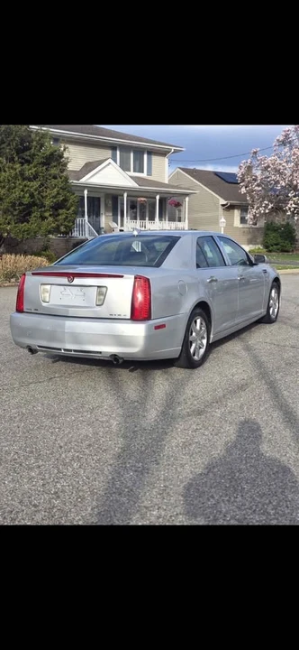 2009 Cadillac STS - Image 5 of 16