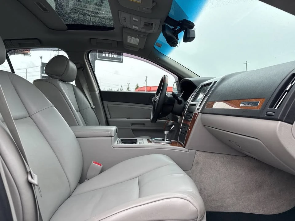 2009 Cadillac STS - Image 16 of 19
