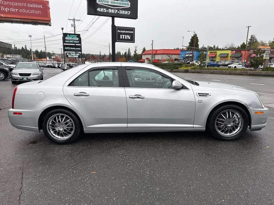 2009 Cadillac STS - Image 9 of 19