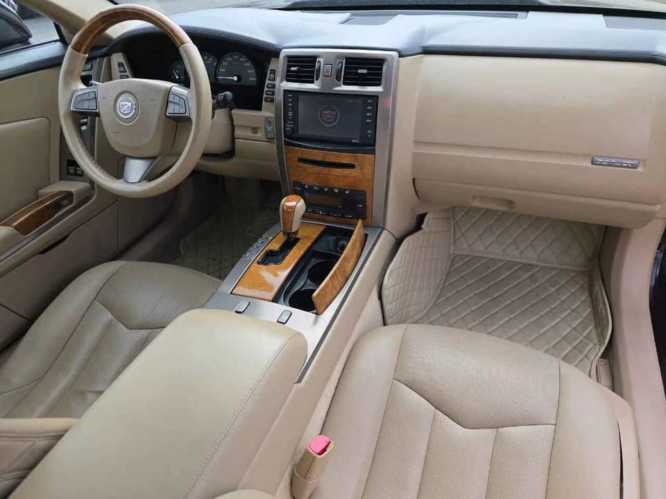 2009 Cadillac XLR - Image 5 of 10