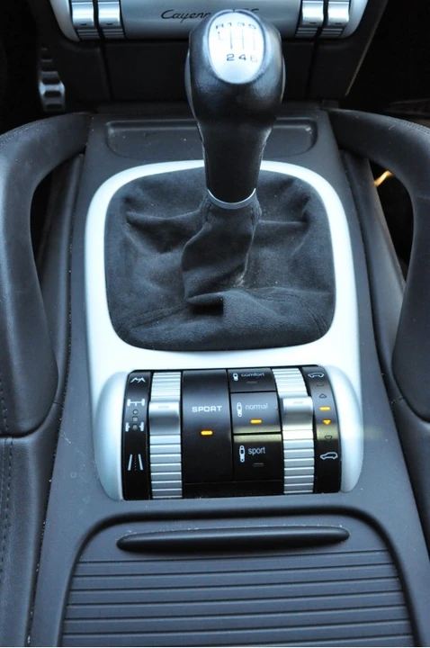 2009 Porsche 955/957 Cayenne GTS - Image 4 of 5