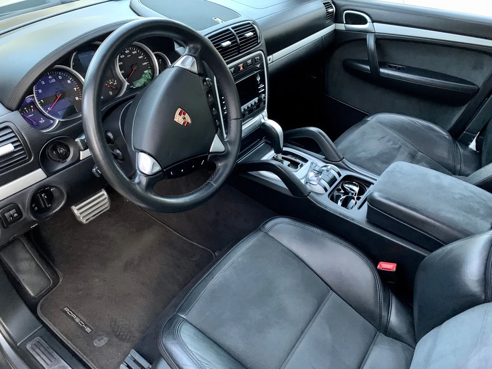 2009 Porsche 955/957 Cayenne GTS - Image 3 of 9