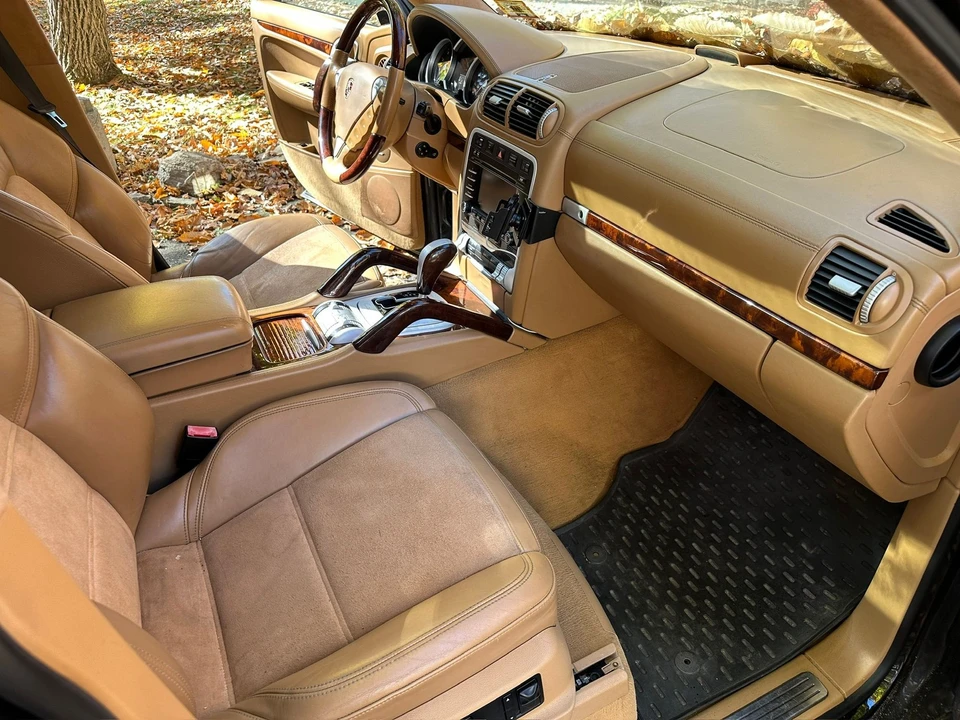 2019 Porsche 955/957 Cayenne Turbo - Image 3 of 6