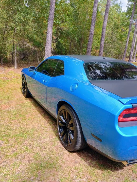 2009 Dodge Challenger SRT8 & 392 3rd Gen - Image 3 of 9
