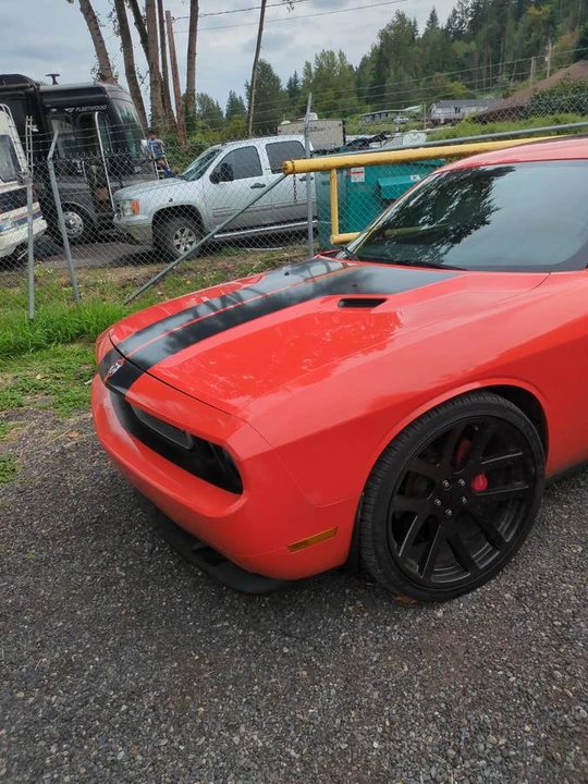 2009 Dodge Challenger SRT8 & 392 3rd Gen - Image 6 of 7