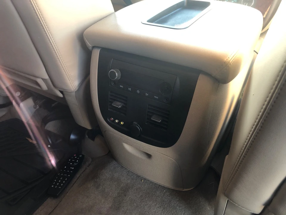 2009 Chevrolet Avalanche - Image 9 of 20