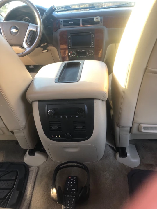 2009 Chevrolet Avalanche - Image 14 of 20