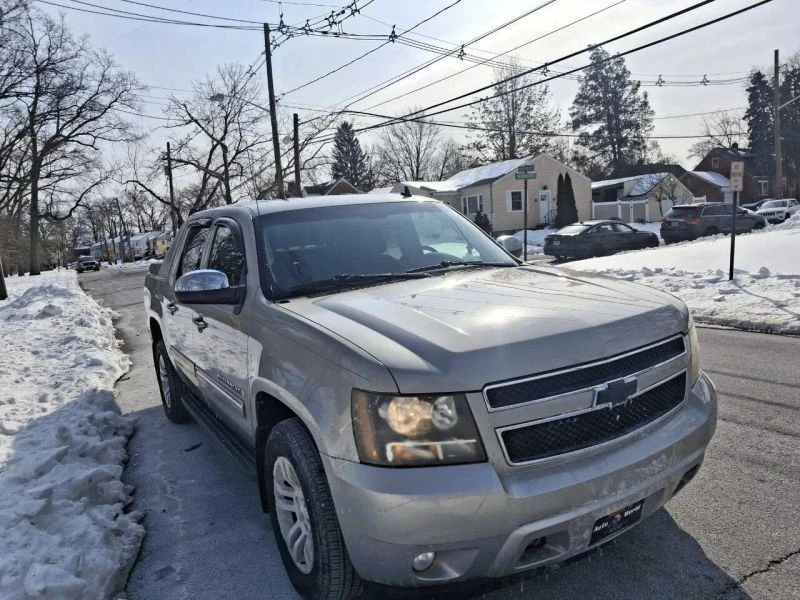 2009 Chevrolet Avalanche - Image 10 of 12