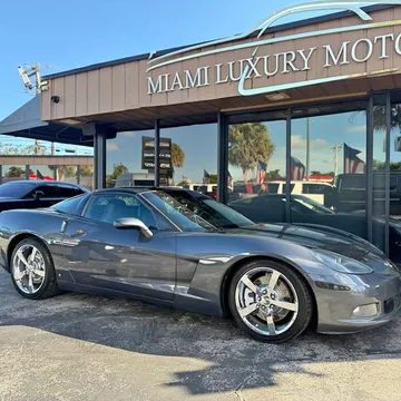 2009 Chevrolet Corvette Coupe 2