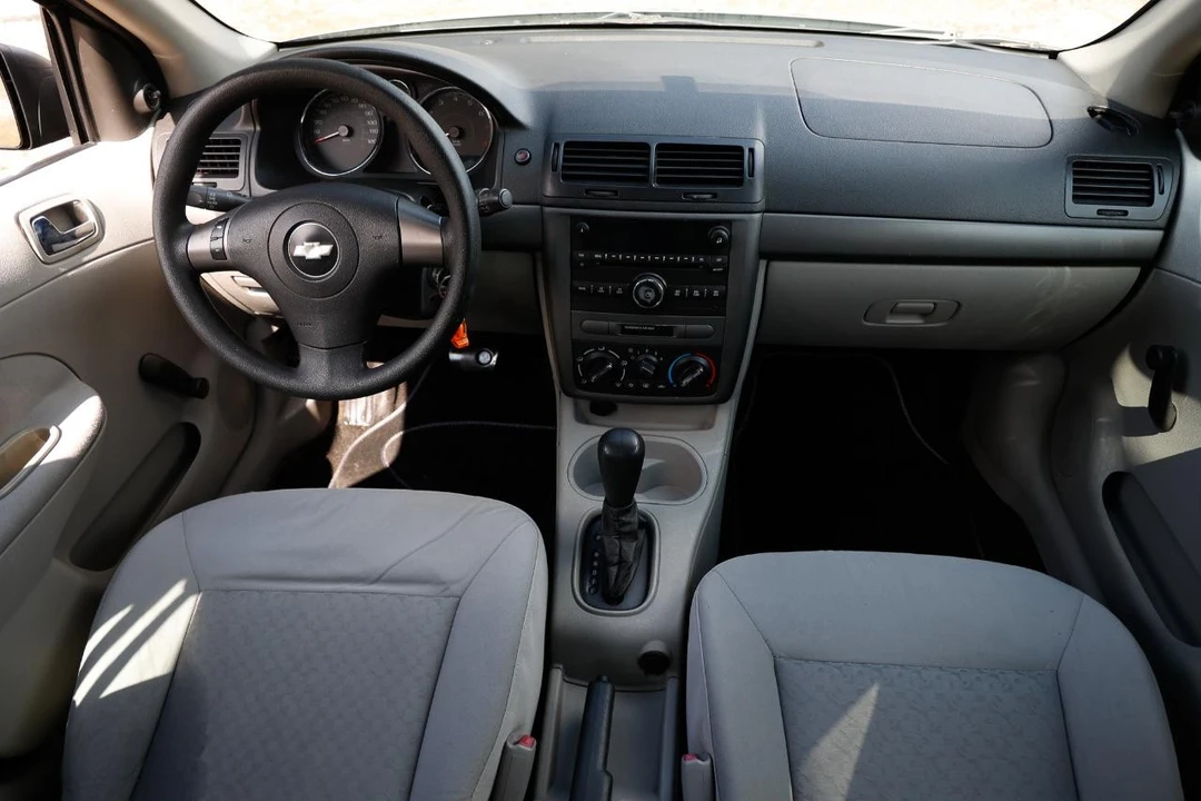 2009 Chevrolet Cobalt 1st Gen - Image 2 of 21