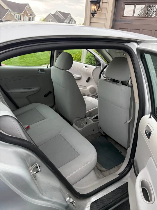 2009 Chevrolet Cobalt 1st Gen - Image 3 of 8