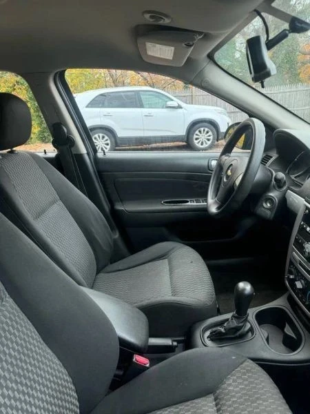 2009 Chevrolet Cobalt 2nd Gen - Image 2 of 3