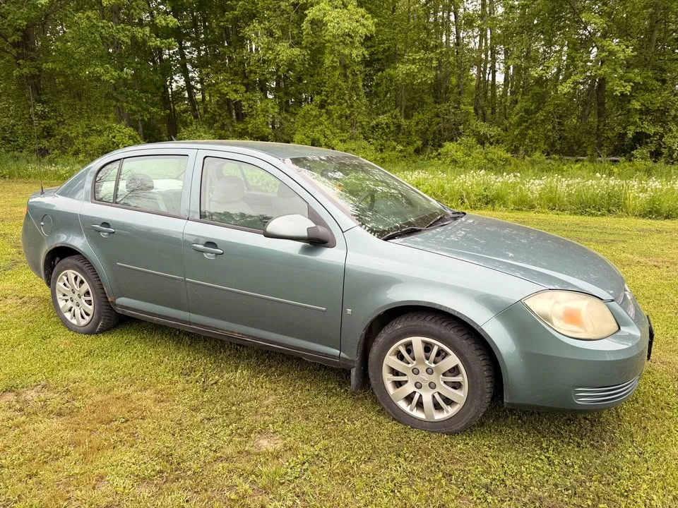 2009 Chevrolet Cobalt 1st Gen - Image 2 of 8