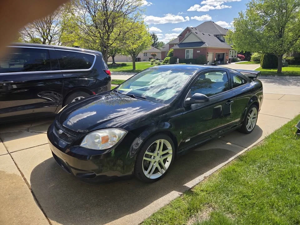2009 Chevrolet Cobalt 1st Gen - Image 2 of 12