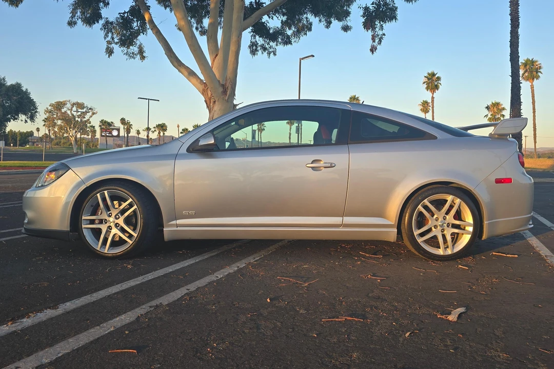 2009 Chevrolet Cobalt 2nd Gen - Image 3 of 31